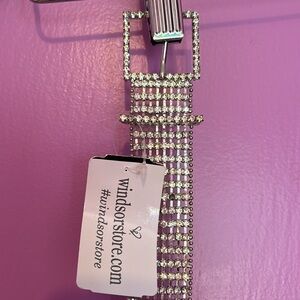 Windsor silver rhinestones women’s belt NWT